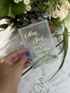 transparentní svatební oznámení greenery