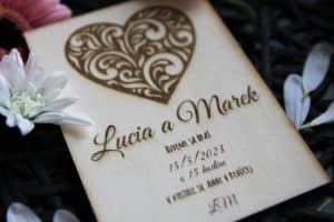 přírodní svatební oznámení