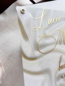 luxusní dvouvrstvé svatební oznámení satén