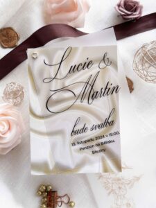 luxusní dvouvrstvé svatební oznámení satén