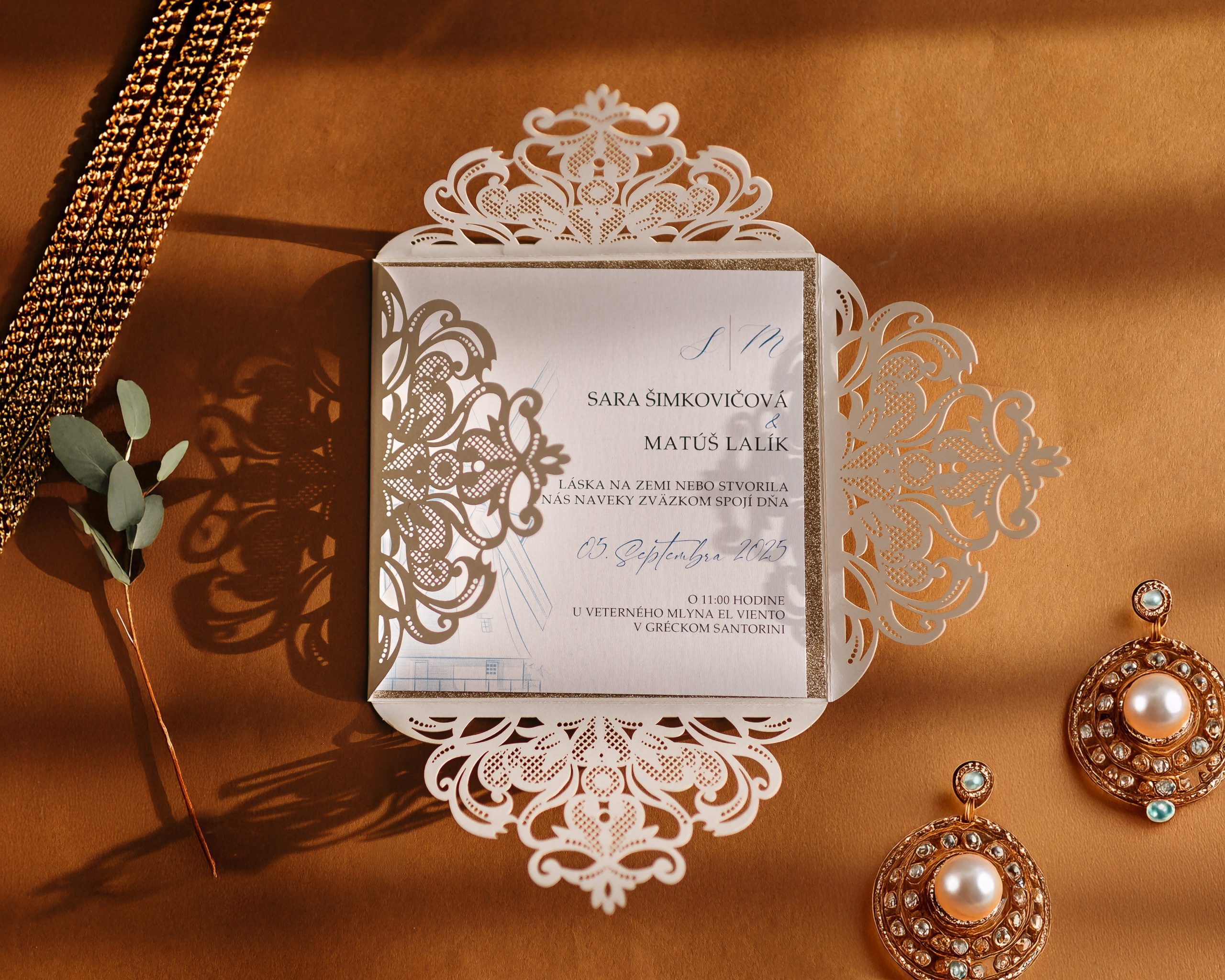 luxusní lasercut svatební oznámení