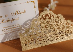 luxusní lasercut svatební oznámení