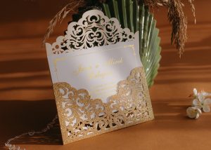 luxusní lasercut svatební oznámení