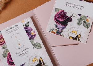 rozkládací svatební oznámení s kapsou ružový