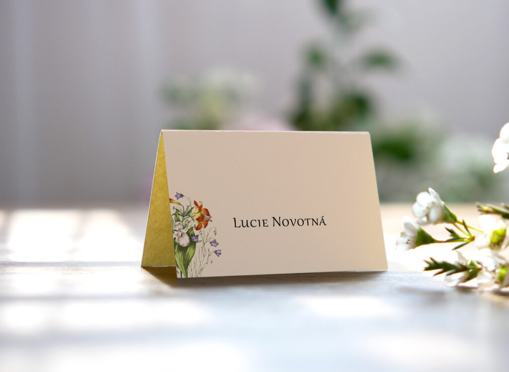 Přírodní svatební jmenovka kvítky