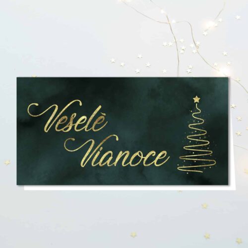 novoročenka se zlatým stromkem