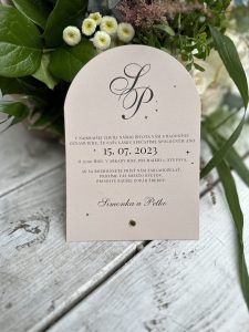 obloukove svatebni oznameni