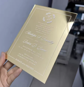 zrcadlové svatební oznámení