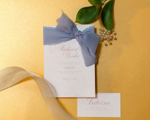 svatební oznámení s mašlí