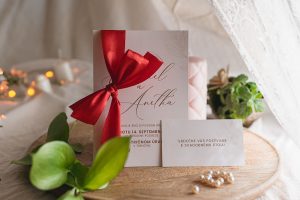 svatební oznámení s mašlí